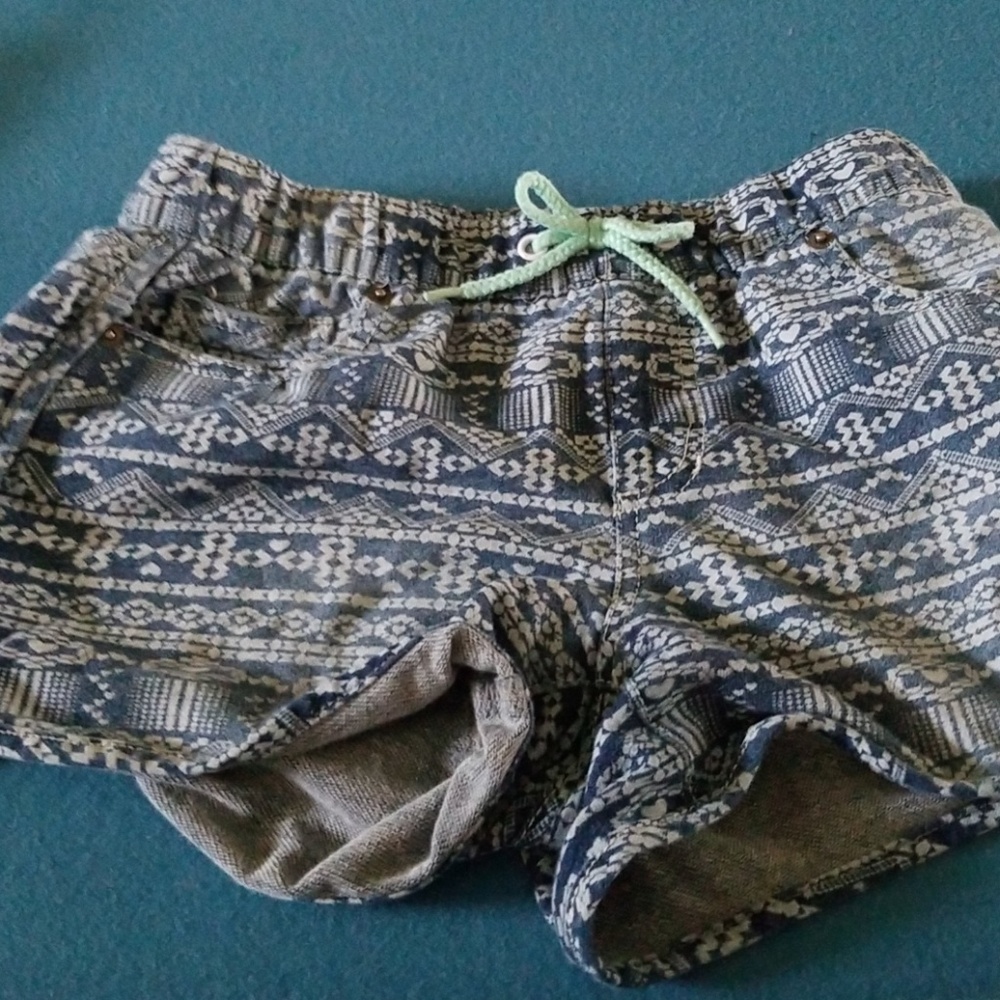Girls shorts